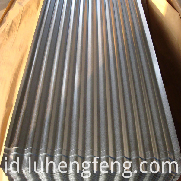 Lembaran Atap Baja Steel Roofing Sheets